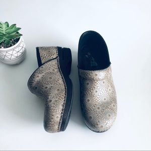 Dansko Pro X Bronze Medallion Comfort Clogs